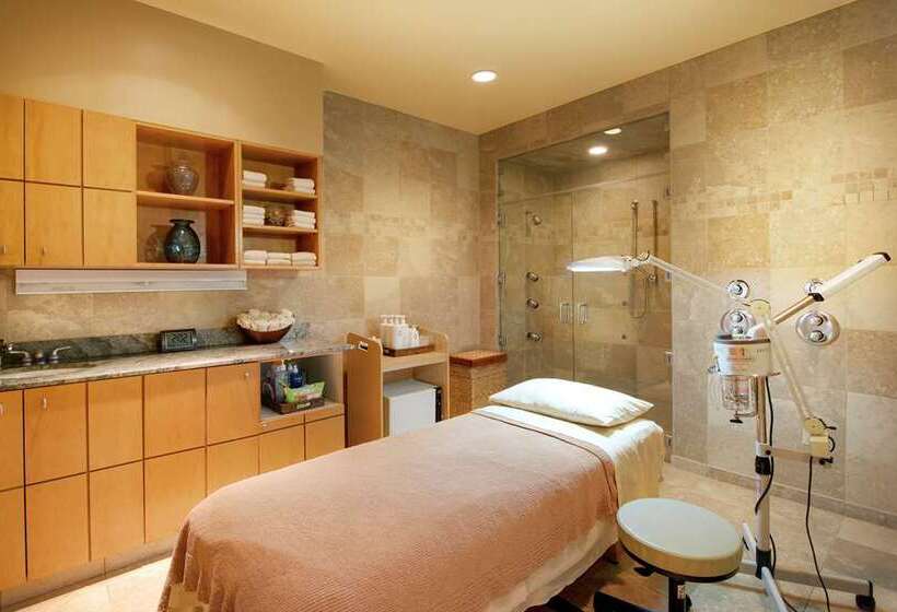 فندق Embassy Suites By Hilton Huntsville