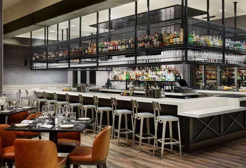 فندق Embassy Suites By Hilton Huntsville