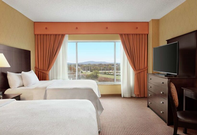 فندق Embassy Suites By Hilton Huntsville