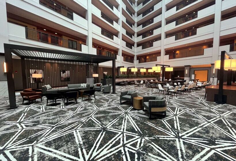 فندق Embassy Suites By Hilton Huntsville