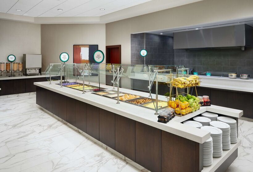 فندق Embassy Suites By Hilton Huntsville