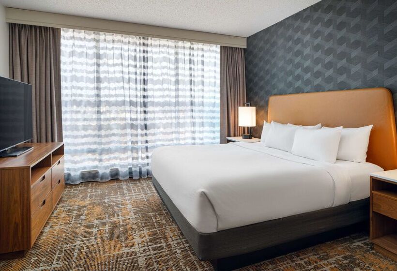 فندق Embassy Suites By Hilton Huntsville