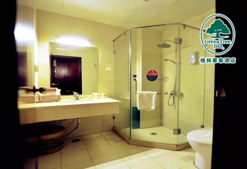 Отель Greentree Inn Beijing Tiantan Zhaogongkou Bridge Express