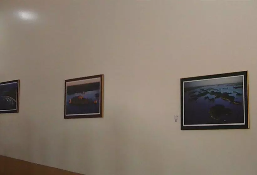 Отель Hill Island Resort