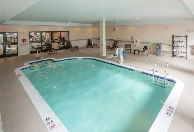 هتل Hilton Garden Inn Albany Medical Center