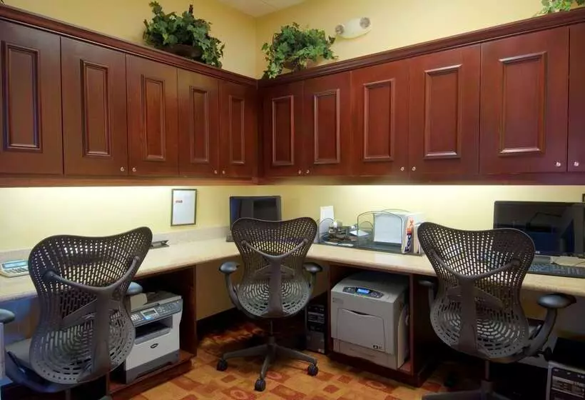 فندق Hilton Garden Inn Albuquerque Uptown