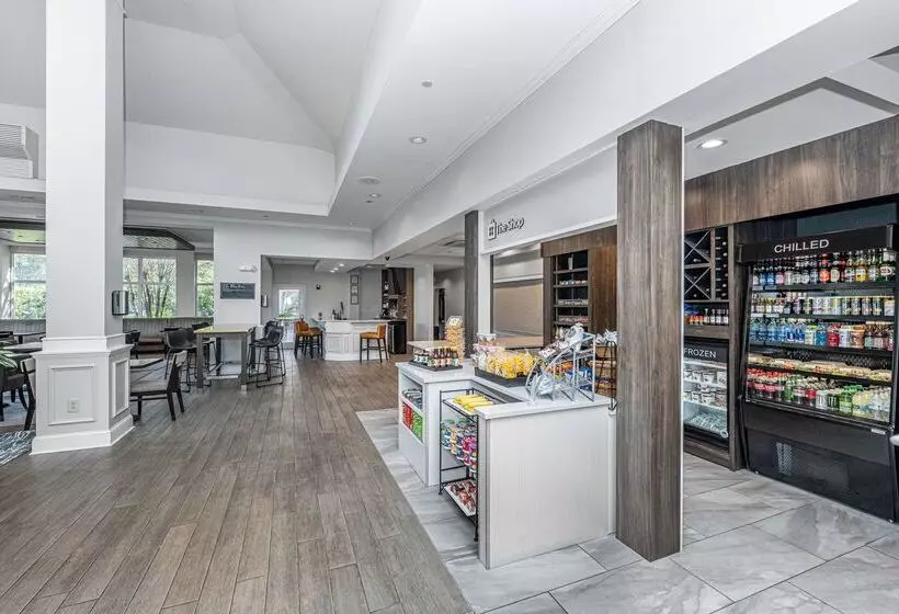 هتل Hilton Garden Inn Charleston Airport