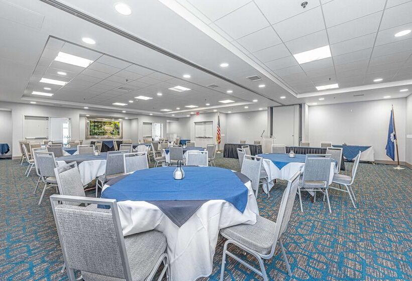 בית מלון כפרי Hilton Garden Inn Charleston Airport