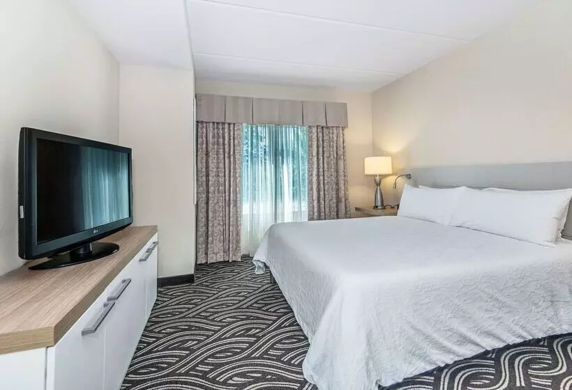 هتل Hilton Garden Inn Charleston Airport