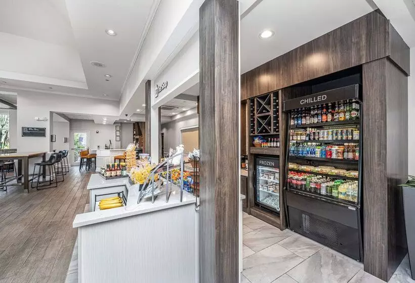 هتل Hilton Garden Inn Charleston Airport