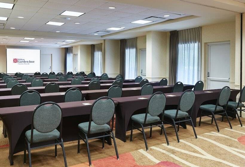 Отель Hilton Garden Inn Charlotte Pineville