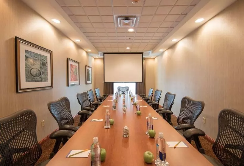 هتل Hilton Garden Inn Columbia/harbison