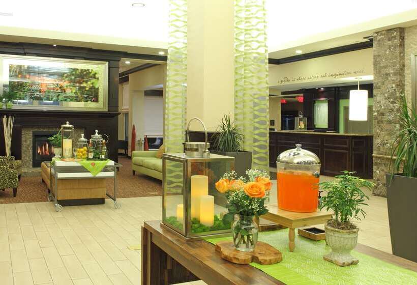 בית מלון כפרי Hilton Garden Inn Frederick