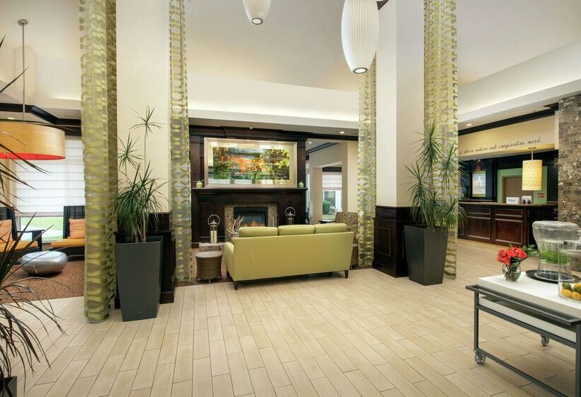 בית מלון כפרי Hilton Garden Inn Frederick