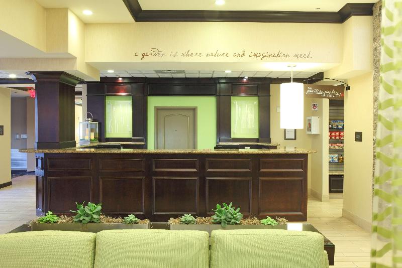בית מלון כפרי Hilton Garden Inn Frederick