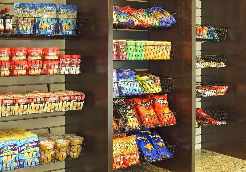 בית מלון כפרי Hilton Garden Inn Frederick