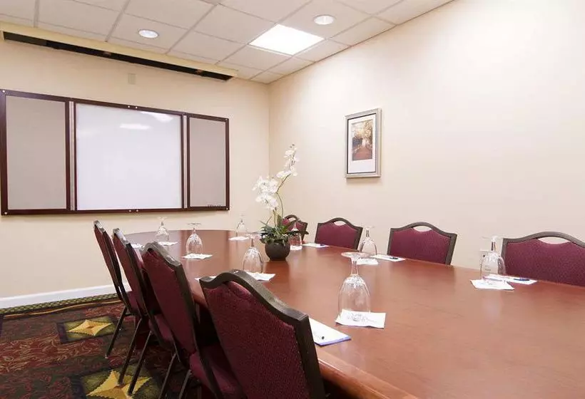 ホテル Hilton Garden Inn Newburgh Stewart Airport