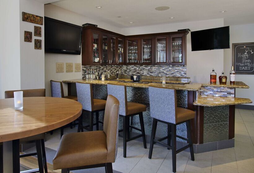 酒店 Hilton Garden Inn Sonoma County Airport