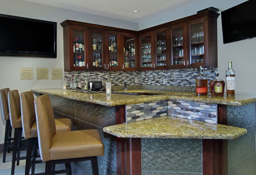 酒店 Hilton Garden Inn Sonoma County Airport
