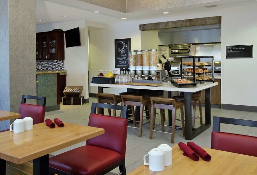 酒店 Hilton Garden Inn Sonoma County Airport