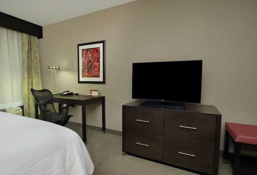 酒店 Hilton Garden Inn Sonoma County Airport