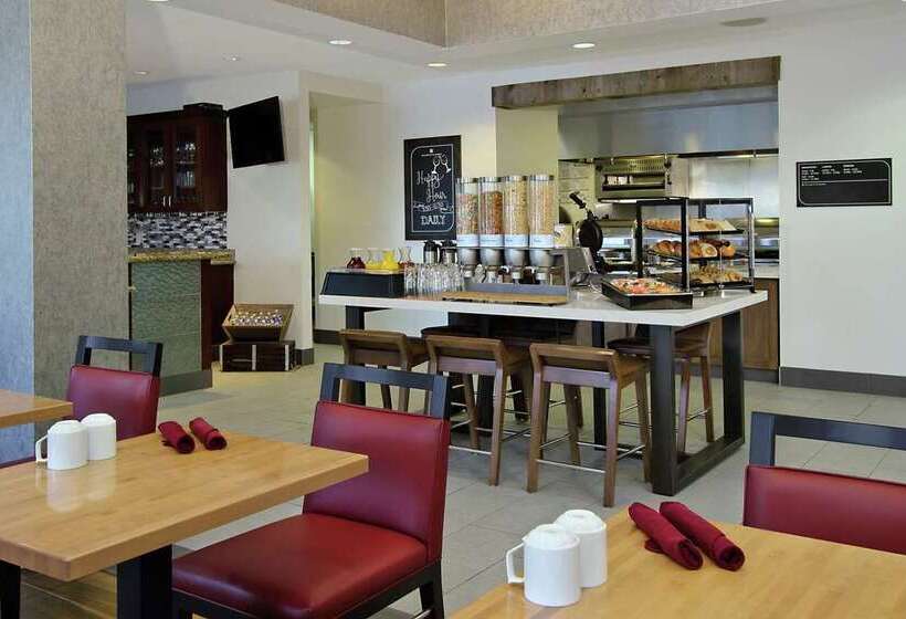 酒店 Hilton Garden Inn Sonoma County Airport