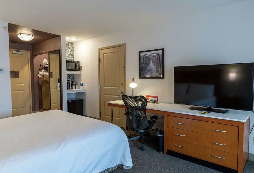 فندق Hilton Garden Inn Des Moines West