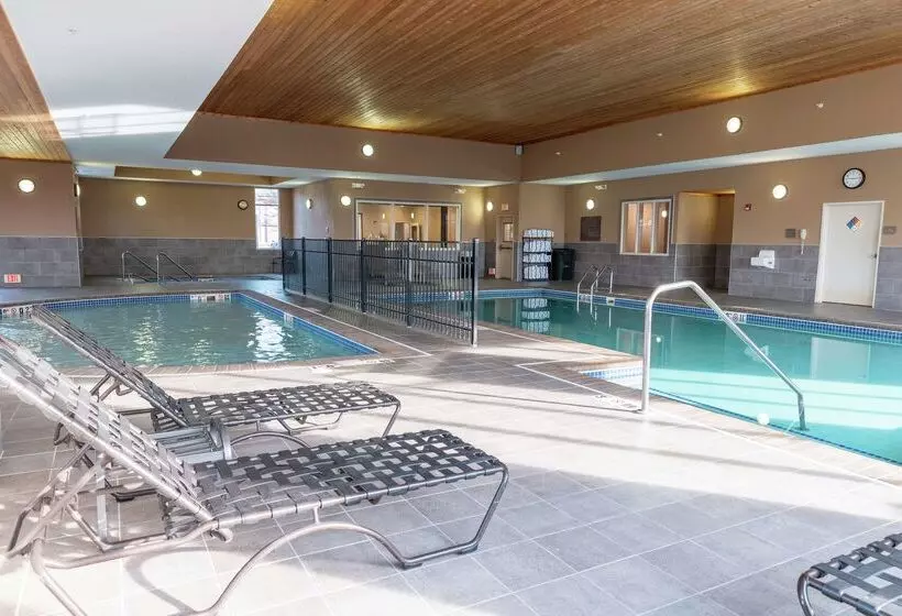 هتل Hilton Garden Inn Des Moines West