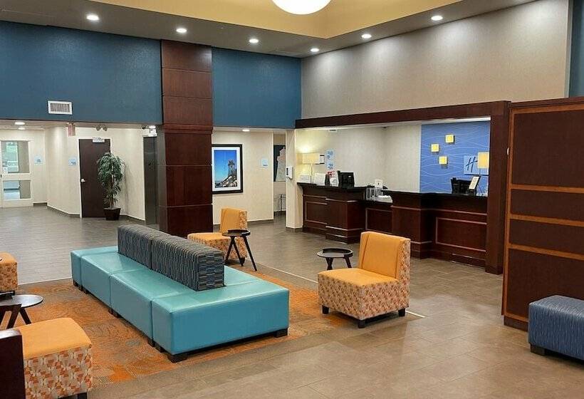 호텔 Holiday Inn Express & Suites Kincardine Downtown, An Ihg