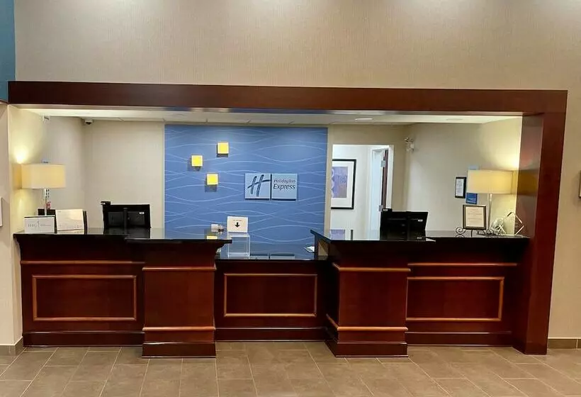 酒店 Holiday Inn Express & Suites Kincardine Downtown, An Ihg