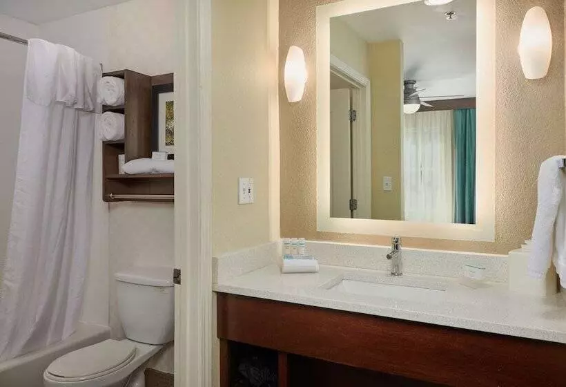 هتل Homewood Suites By Hilton Sarasota