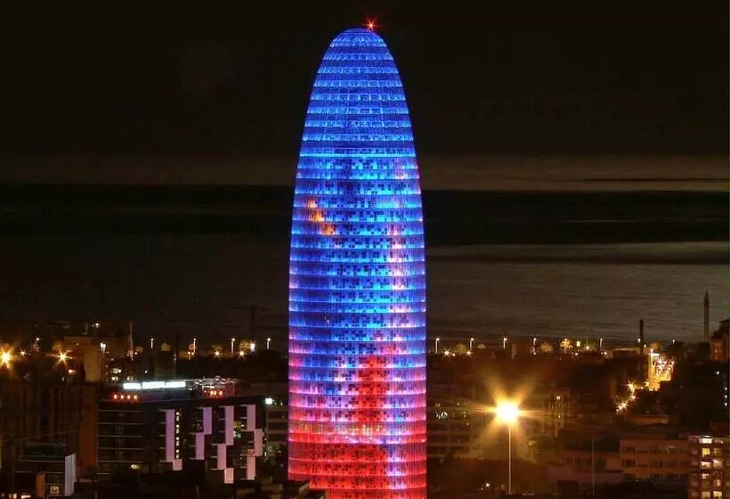 Отель Ibis Barcelona Plaza Glòries 22@