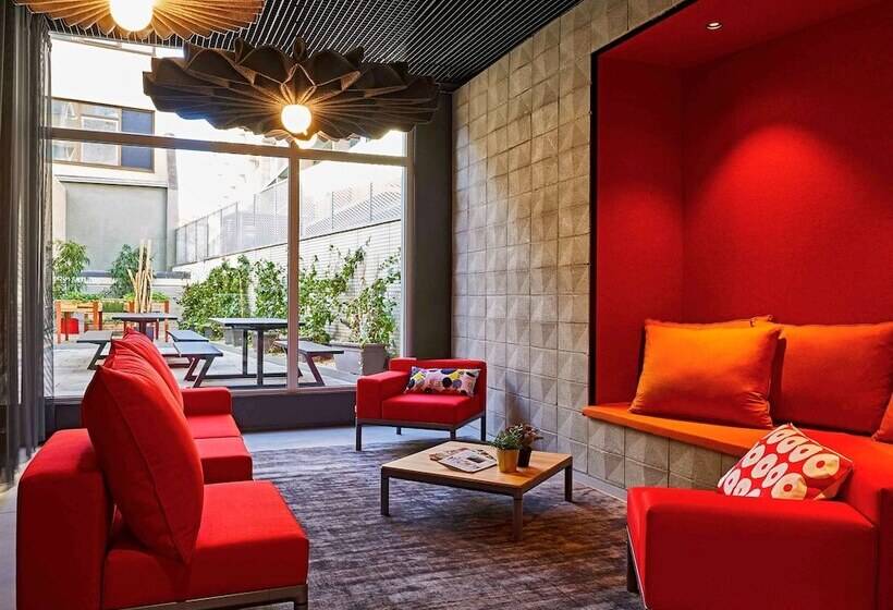 هتل Ibis Barcelona Plaza Glòries 22@