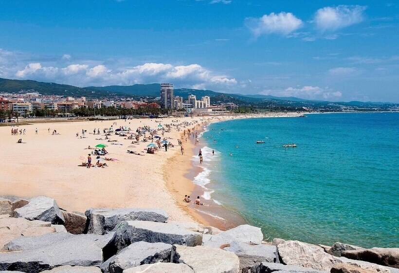 هتل Ibis Barcelona Plaza Glòries 22@