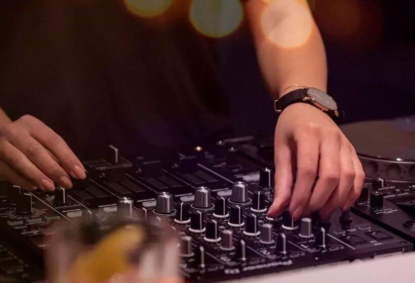 هتل Innside By Meliá Berlin Mitte