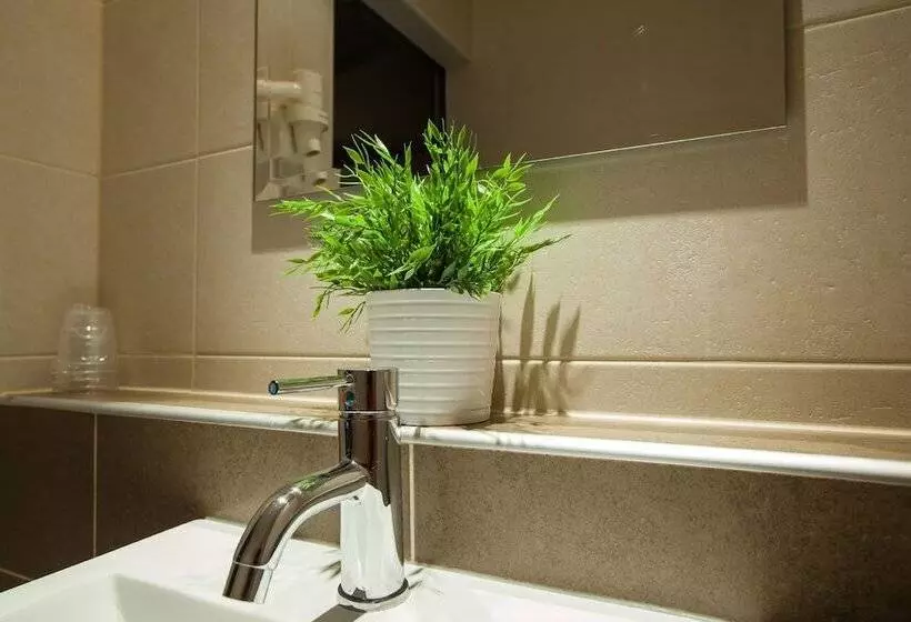 בית מלון כפרי La Reine