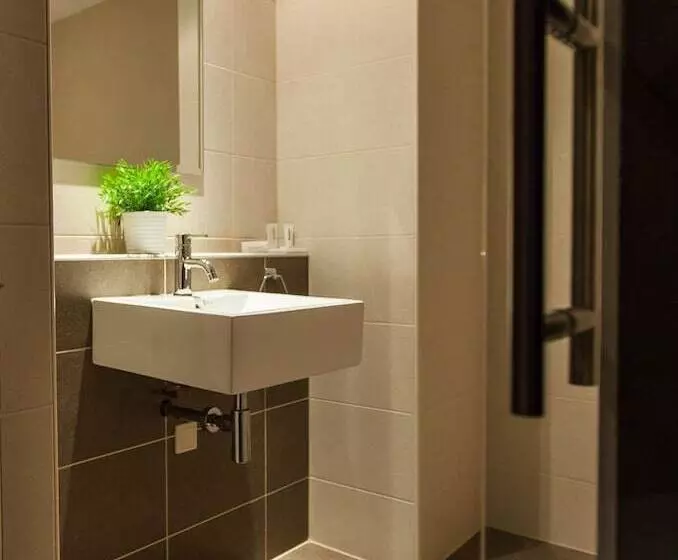 בית מלון כפרי La Reine