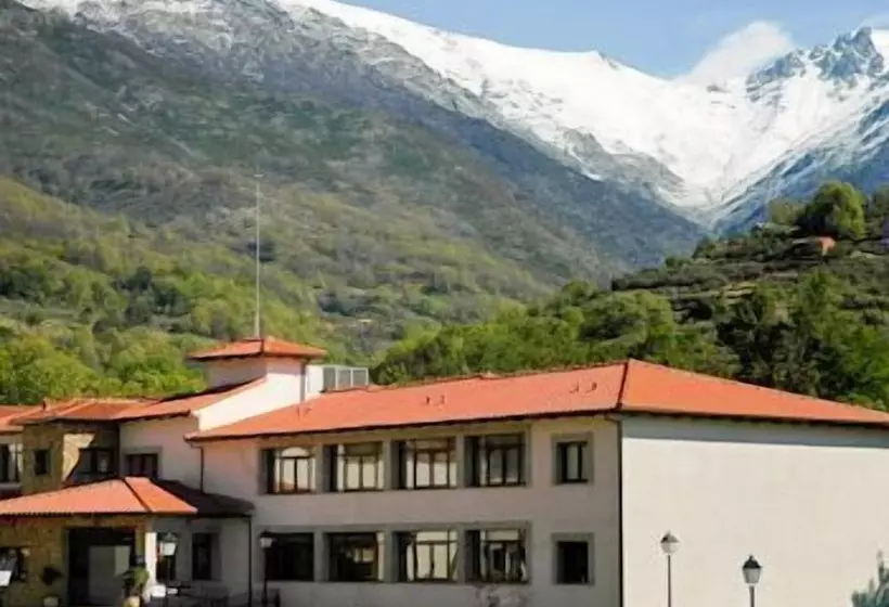 فندق Mirador De La Portilla