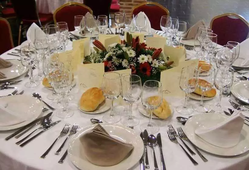 فندق Mirador De La Portilla