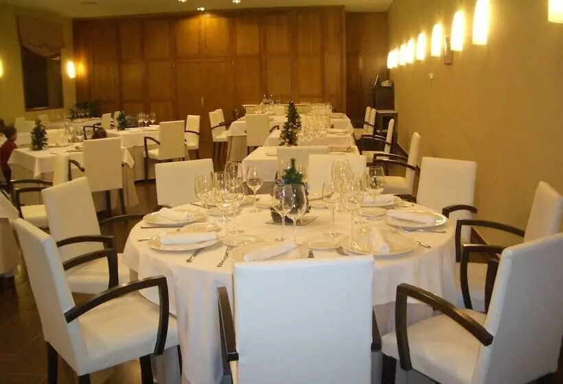 فندق Mirador De La Portilla