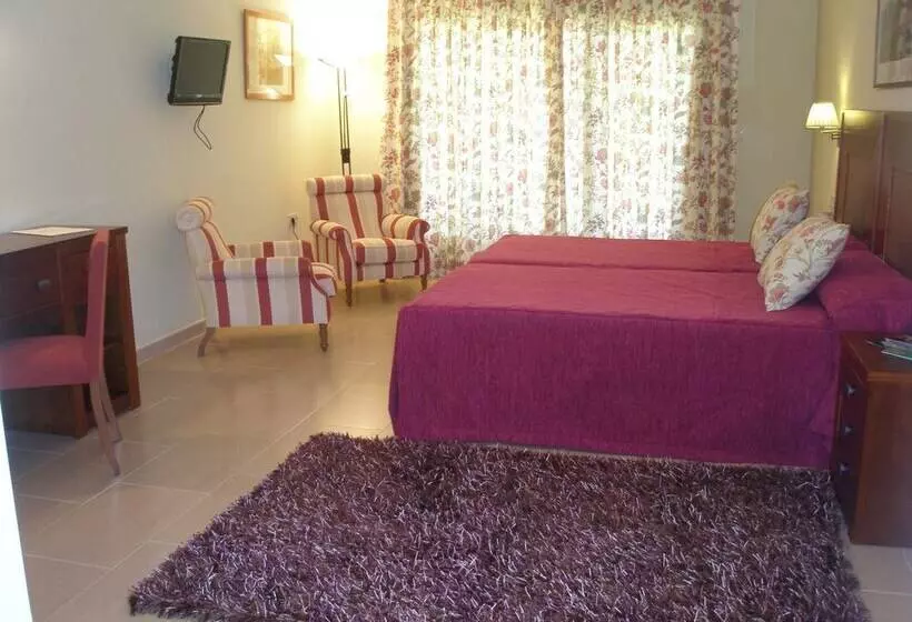 فندق Mirador De La Portilla