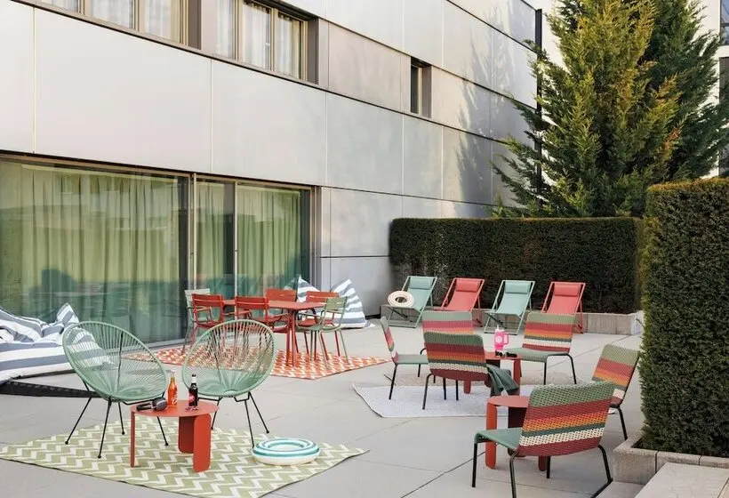 هتل Moxy Zurich