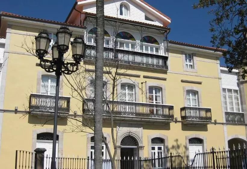 Отель Palacio De Garaña