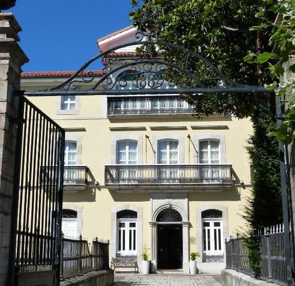 ホテル Palacio De Garaña