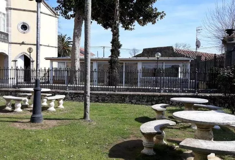 Отель Palacio De Garaña