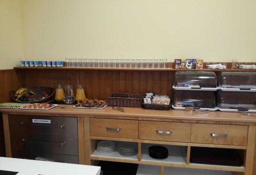 ホテル Palacio De Garaña