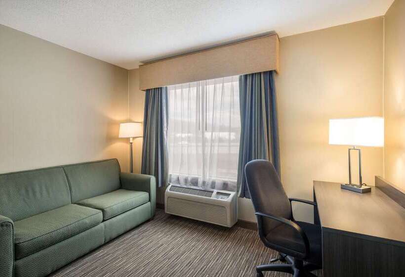 호텔 Quality Inn & Suites Fishkill South Near I 84