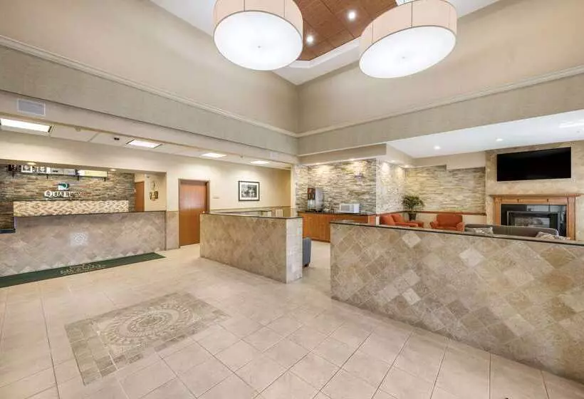 هتل Quality Inn & Suites Fishkill South Near I 84