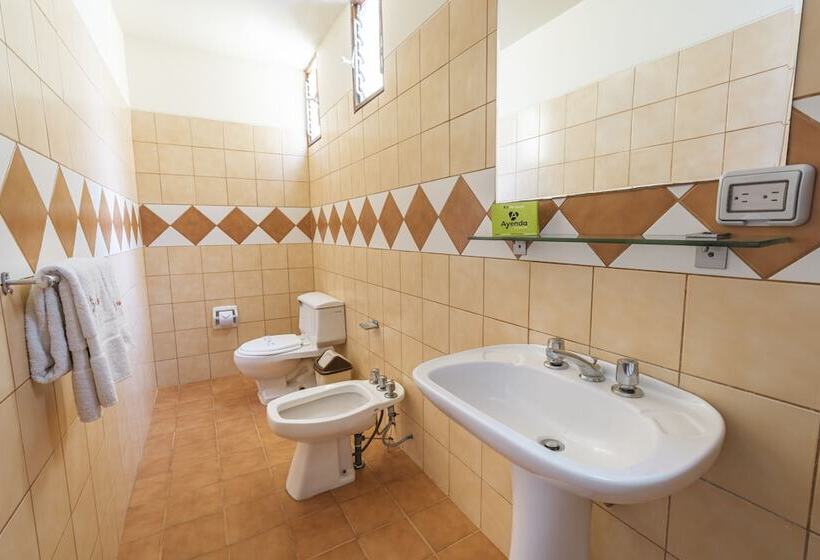 Hotel San Isidro Inn