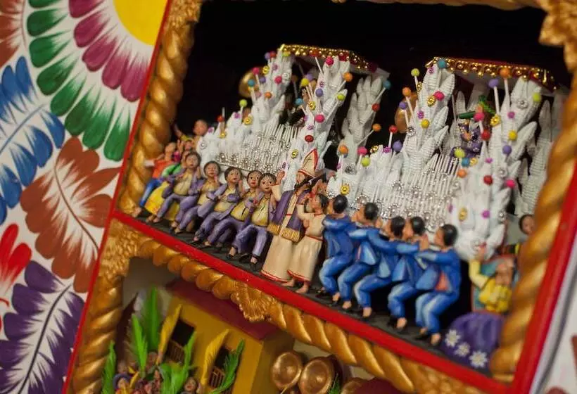 هتل San Isidro Inn